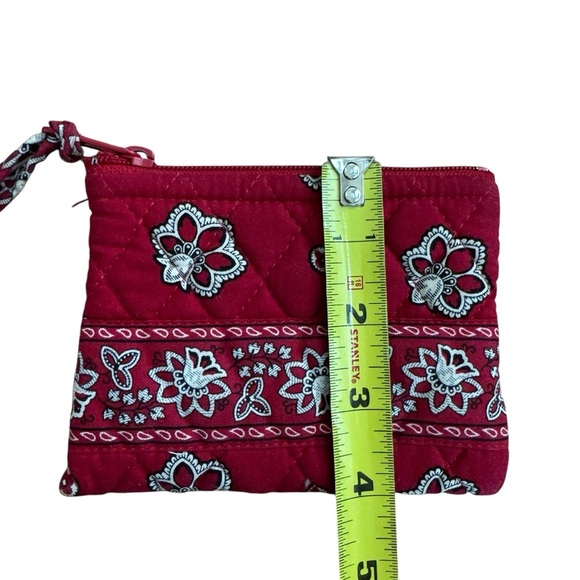 Vera Bradley Red White Floral Mini Small Wallet Coin Card fabric Zip - Picture 4 of 5